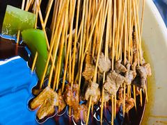 -拈签一笑黄牛肉辣卤串串