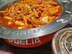 -胖哥俩肉蟹煲(石家庄长安万达店)