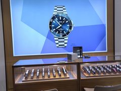 -亨吉利世界名表中心(砂之船奥莱店)