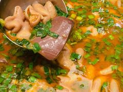 九菜鸭血肥肠-御彩酒家(东风东路店)
