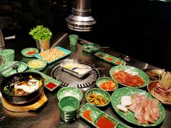 -欧巴炭烤肉오빠숯불구이(南京东路店)