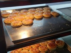 -香港元朗荣华月饼(十八甫路店)