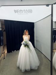 -城市花园婚纱摄影