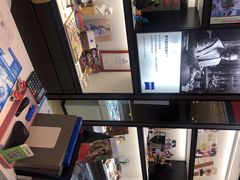 -沫芮眼镜·蔡司·依视路·尼康明月(环创店)