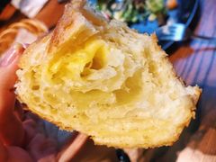 芝心流奶羊角包-麦田工坊(月湖店)