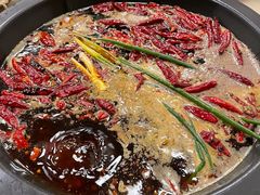 -黄潇洒老火锅(九眼桥宏济巷店)