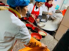 -张阿三馄饨店