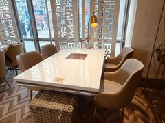 -红樱桃·欢乐餐厅(太原里店)