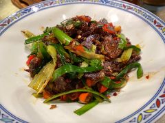 -洞庭土菜小炒馆(易发广场店)