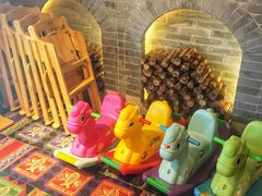 -云海肴·汽锅鸡·云南菜(天山百盛优客店)