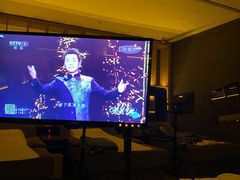 -涨巢·潮玩水疗局