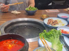 -明洞阿姨·韩式酱蟹烤肉·创意料理(三元桥店)