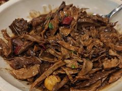 -黄泥岗·地道湖北菜(奥特莱斯店)