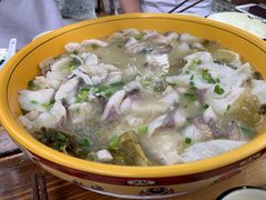 -严记小天府酸菜鱼(西四路店)