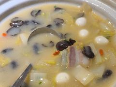 -魏铭鱼头捞饭(晋阳路店)