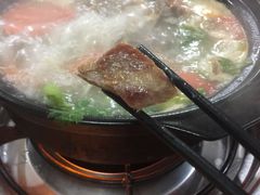 -钰洁腊排骨火锅