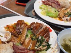 -大食代美食广场(上海中心店)