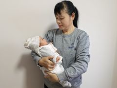 -鲸鱼妈妈月嫂/育婴师定制