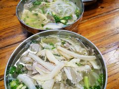 -老味道遵义虾子羊肉粉(兴关路店)