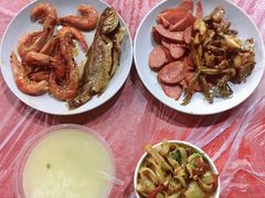 卤牛蛙-蓝精灵饺子店