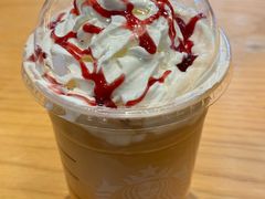 覆盆子拿铁-星巴克臻选(湖滨道店)