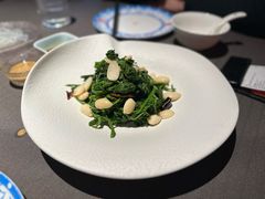 -肆月河豚·新淮扬菜·烤鸭(中关村店)