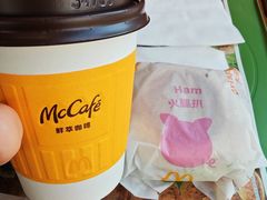-麦当劳(世博广场店)