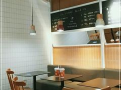 大堂-肯德基(宁波万达店)