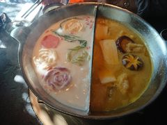 -湊湊火锅·茶憩(新中关购物中心店)