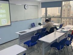 -新航道雅思托福·留学·考研培训(人民广场校区)