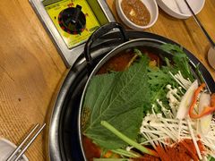 -喇喇排骨火锅·传统韩式脊骨汤(望京西园总店)