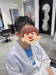 -BULB STUDIO 巴柏明星发型工作室