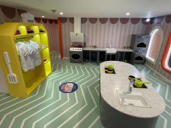 -乐多星球潮玩中心(沈阳嘉里城店)
