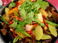 -乡土特色.冷锅鱼.牦牛肉汤锅