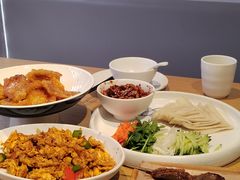 -关东小磨东北菜(上海长风大悦城店)