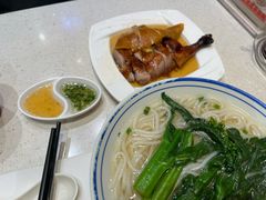 -香港新发烧腊茶餐厅(水围店)