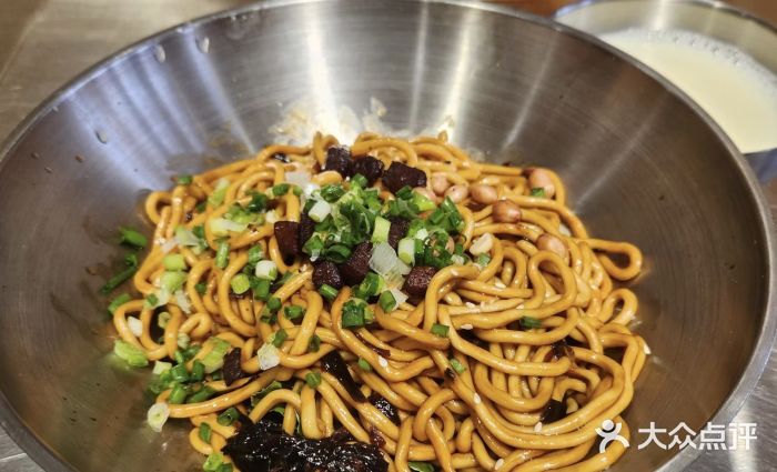味研所·麵招牌葱油面图片