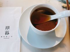 冰糖桃胶炖雪梨-初蓉丨遇见新川菜(亲贤街荣耀店)