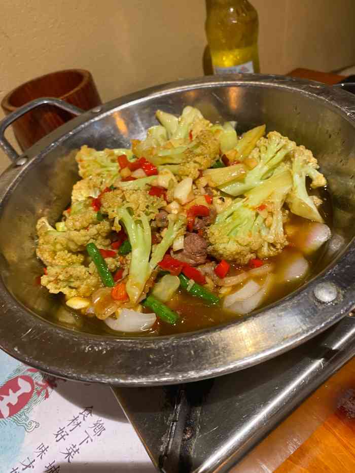 土菜王(中山桥店)-"土菜王,老区巷子里面的菜馆,门口可免费停.