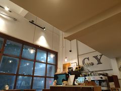 -C.Y Cafe