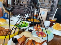 十二悦脆皮乳鸽皇-十二悦厨·茶餐厅(比斯特上海购物村店)