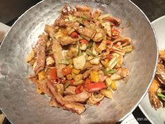 -东椰·海南椰子鸡火锅(朝阳门店)