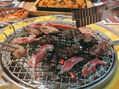-青瓦炭韩潮烤肉(花园道店)