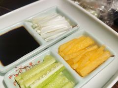 -韵秋荷(宝山龙湖天街店)