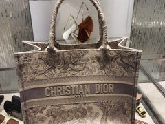 -CELINE(尚嘉中心店)