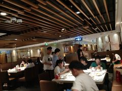 大堂-海底捞火锅鲜切牛肉主题店(长寿路店)