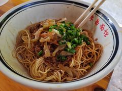 -李易面馆(树木岭店)