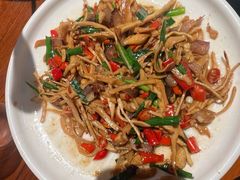 -唐师傅湘西名菜馆(武陵路店)