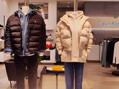 -王府井奥莱临潼小镇(临潼店)