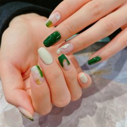 -花系美·美甲美睫精品店